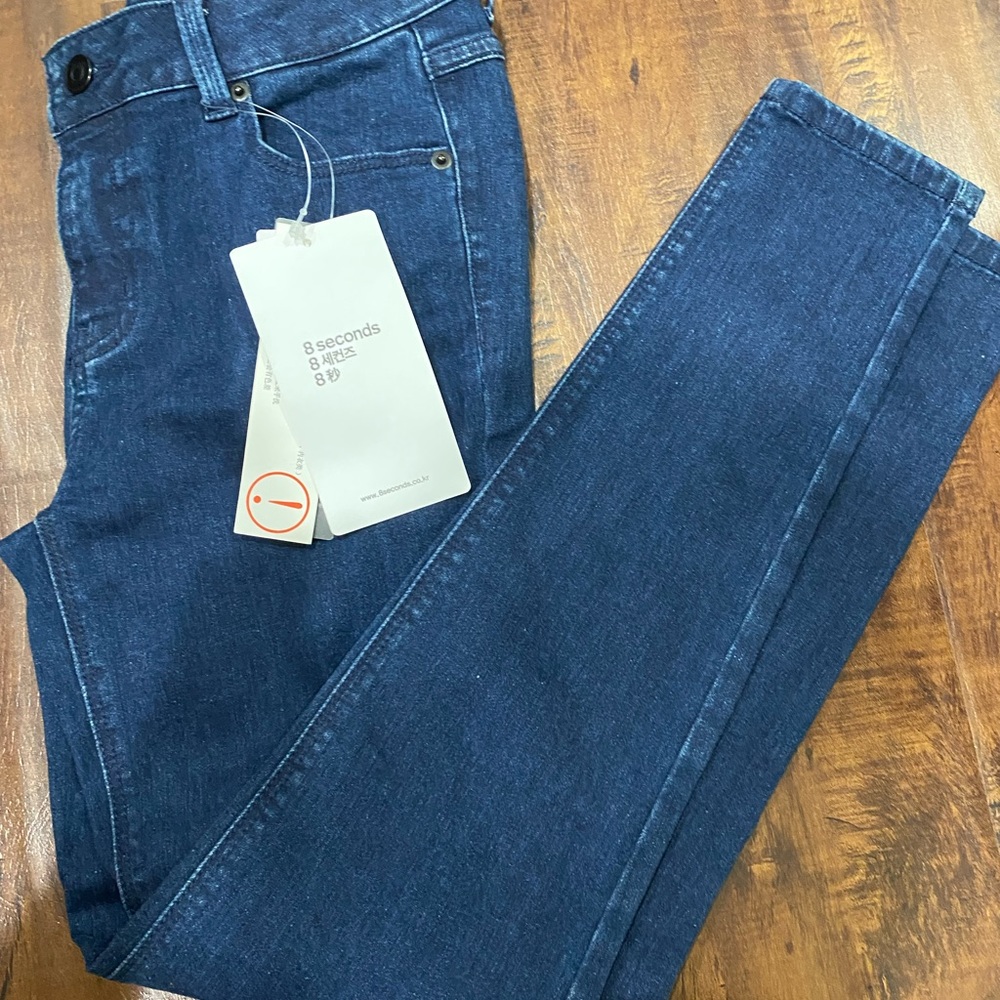 Skinny jeans from Korea